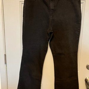 WOMEN'S STYLE & CO. NEW SIZE 18 SHORT BLACK JEANS WITH TUMMY CONTROL